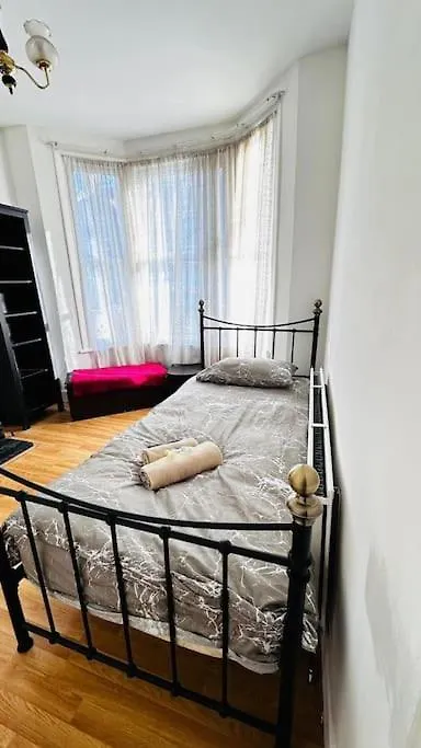 3 Bed House East London Home United Kingdom